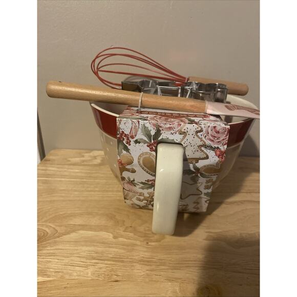 THE BAKESHOP Gingerbread Christmas Mixing POURING BOWL 5 Piece Set New - Picture 5 of 13